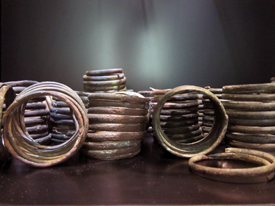 Spiral arm rings from the hoard find of Ravensburg, 1,900-1,600. Photograph: KW.