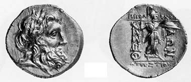 Thessalian League. Victoriatus, 2nd-1st cent. B. C. Head of bearded Zeus with oak crown r. Rev. Athena Itonia advancing r. 6.04 g. SNG Oxford 3800. From auction sale MAG 88 (1999), 162.