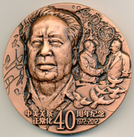 Peace Medal Mao half / 3-inches / 10 oz. / Design: Luo Yonghui / Mintage: 400. Courtesy of Mel Wacks.