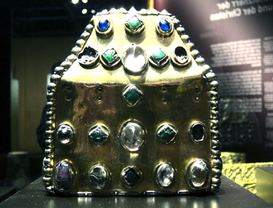 Reliquary from the Abbey of St Maurice. Treasury of the Abbey of St Maurice d?Agaune. Photo: UK.