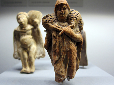 Taranto(?). Statuette of a ram-bearer. 2nd half of the 5th to 4th century BCE. Photo: KW.