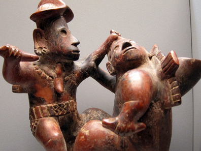 Colima / Mexico. Pot in duel shape. 2nd to 3rd century CE. Photo: KW.