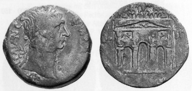 Trajan, 98-117. AE, 109/110. Rev. triumphal arch. MMDe 14 (2004), 765.