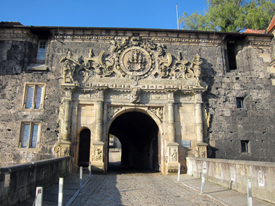 Entrance of Schloss Hohentübingen housing the Institute of Classical archaeology. Photo: UK.