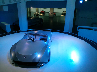 Future, Present, Past united in the BMW Museum. Photo: Tamás András Kálmán / Wikipedia. CC 2.0.