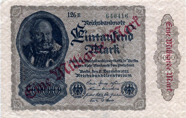 Weimar Republic. 1000 mark 1922 stamped as 1 million mark. Photo: MoneyMuseum.