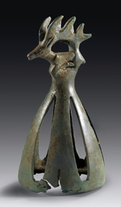 611: Bronze chariot attachment. Scythian, 6th cent. B. C. H. 20.5 cm. Estimate: 1,500 euros. End result: 7,700 euros.