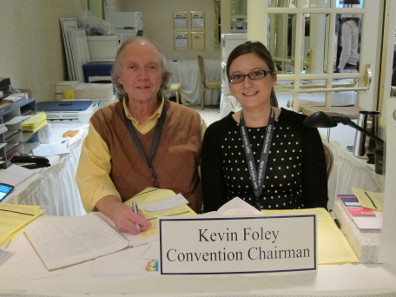 Two generations of coin fair organizers: Kevin Foley and his daughter Patricia. Photo: UK.