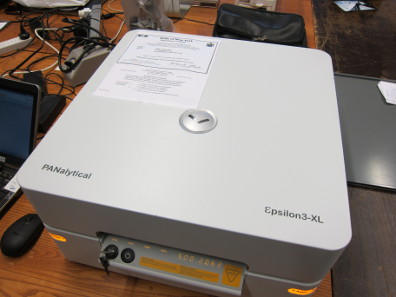 A portable device to examine the coins' metals by using X-ray fluorescence spectrometry. Photo: UK.