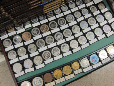 Tokens from American casinos. Photo: UK.