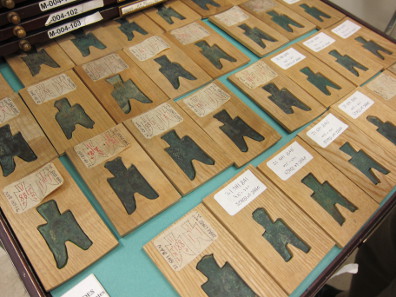 Chinese spade money from John Reilly Jr.'s collection. Photo: UK.