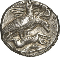 7050: Greeks / Akragas. Tetradrachm, c. 411 B. C. Franke / Hirmer pl. 61. 178 (same dies). Very rare. Extremely fine. Estimate: 25,000 euros. Hammer price: 32,000 euros.