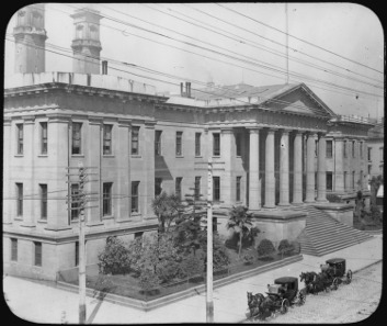 Photograph of the San Francisco Mint, c.1900. Source: Wikicommons.