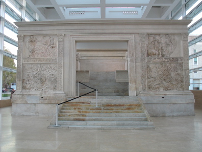 Full frontal view of Ara Pacis, with the entrance to the altar itself. Photo by Chris Nas / http://creativecommons.org/licenses/by-sa/3.0/deed.de