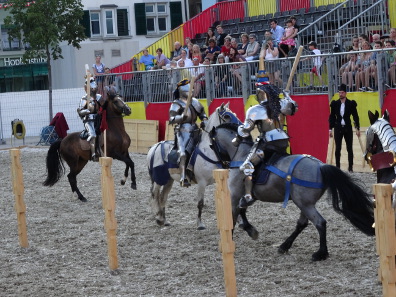The mace tournament. Photograph: KW.