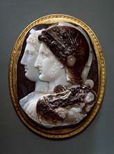 Gonzaga Cameo: Twin portrait of Ptolemy II Philadelphos and Arsinoe II, Alexandria. 3rd century BC, three-layer sardonyx, 15.7 x 11.8 cm, ©State Hermitage Museum, St Petersburg.