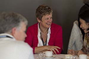 Informal discussions during tea breaks. Image courtesy of MDC 2010
