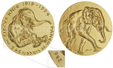 Medal on 75 years circus Knie, 1994. © www.schweizer-geld.ch