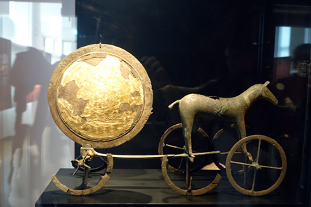 Trundholm Sun Chariot. Photo: UK.