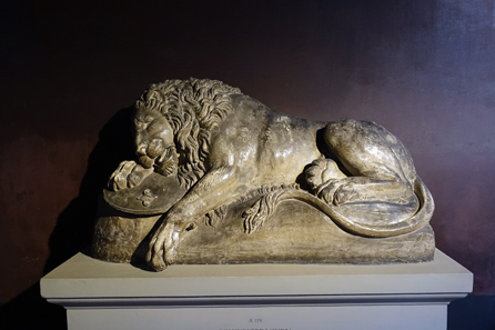 Plaster cast for the Lion of Lucerne Monument. Photo: UK.