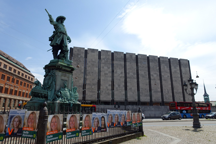 National Bank. Photo: UK.