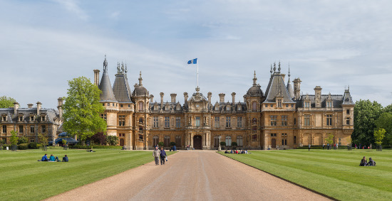 Waddesdon Manor. Photo: David Iliff. License: CC-BY-SA 3.0.