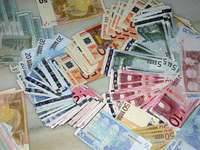 Euro bank notes. Photograph: Mayuyero / https://creativecommons.org/licenses/by-sa/3.0/deed.de