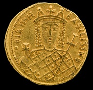 Irene, Empress of the Byzantine Empire. Solidus, Constantinople, 797-802. Photo: Jaclyn Nash, courtesy of the National Museum of American History.