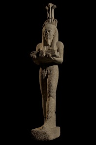 Colossal statue of god Hapy of red granite (5.4 m) once decorated the temple of Thonis-Heracleion, Aboukir Bay, Egypt (SCA 281). Early Ptolemaic period, 4th century BC. © Franck Goddio / Hilti Foundation - Photo: Christoph Gerigk.