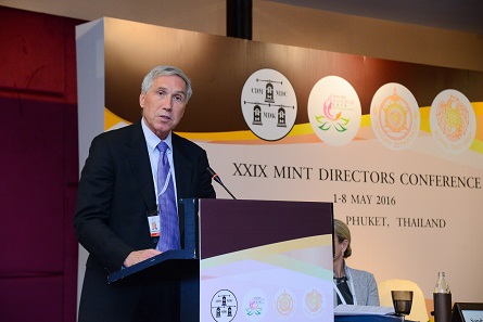 Jon Cameron of the U.S. Mint introduced the excellent U.S. Mint's program for children and youths. Photograph: Mint of Thailand.
