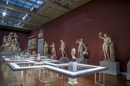 A view into the exhibition.