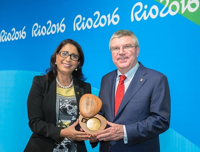 The new Olympic and Paralympic medals were presented to the public in Barra Olympic Park by Nawal El Moutawakel, IOC Member (MAR) and President of the Rio 2016 Coordination Commission and Thomas Bach, IOC President. Photo: © 2016 / Comité International Olympique (CIO) / Ian Jones.