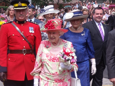 Queen Elizabeth II during a visit of Toronto. Source: Ibagli / 6 July 2010 / Wikipedia.