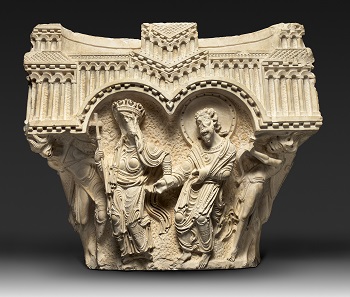 The Virgin and Apostle Capital 101e. The Saint Matthew Capital. Early 1170s. Limestone. 241/2°- 28 3/8° - 13 3/8 in. (62 °- 72 °- 34 cm). Terra Sancta Museum, Basilica of the Annunciation, Nazareth. Image: © Marie-Armelle Beaulieu /Custodia Terræ Sanctae.