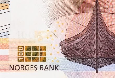 The new 100-krone banknote is scheduled to be put into circulation on 30 May 2017. © Norges Bank.