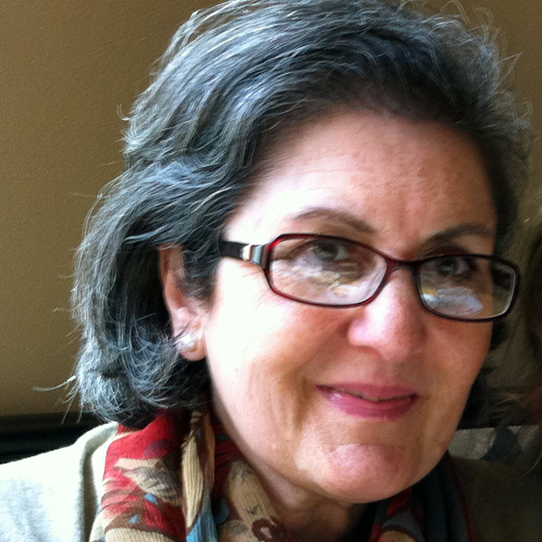 Vesta Sarkhosh Curtis