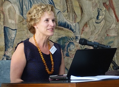 Ute Wartenberg talked about the 17th century recording of English hoards. Photo: UK.