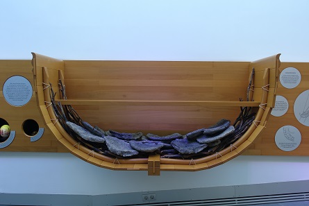 A Carthaginian ship compared to a Greek one. Photo: KW.