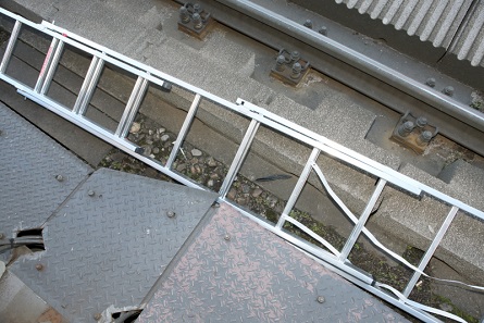 Three-section aluminium ladder. Photo: Berlin Police.