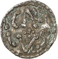 Lot 500. Charlemagne. Denar, Mayence, ca. 768-775. Extremely rare. From a Belgian private collection (1960s). Very fine. Estimate: 5,000 euros.