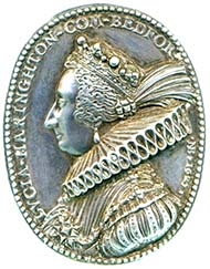 Medal featuring the portrait of Lucy Harrington. Image: Fitzwilliam Museum.