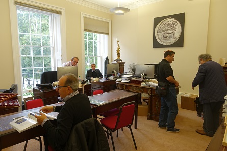 Intense pre-auction activity at Roma. Photo: UK.