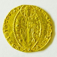 Gold ducat of Andrea Dandolo, Venice, 1343-1354. Photo credit: Princeton University Library Numismatic Collection.