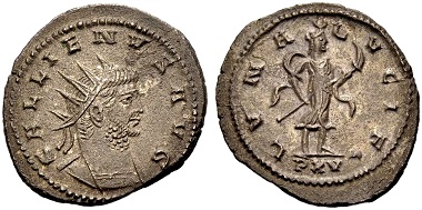 Gallienus. Antoninian, Antiochia. Rev. LVNA LVCIF Luna Lucifera with crescent diadem walking r. holding a burning torch, in exergue PXV. From the Weder collection. Estimate: 75 euros. From Münzen & Medaillen GmbH 46 (15 February 2018), No 944.