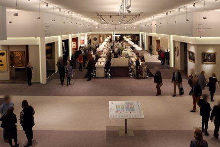 A Glance in the showroom of TEFAF from 2016. Photo: Sailko / cc-by 3.0.
