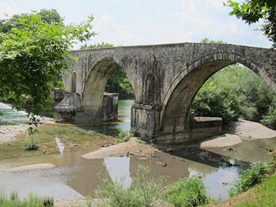 The famous Bridge of Arta. Photograph: KW.