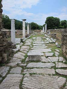 Remains of ancient Edessa: street of columns. Photograph: KW.