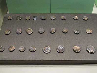 Some Bronze coins from sepulchral finds. Photograph: KW.