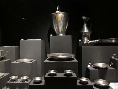 Silver tableware from the Tomb of the Prince.