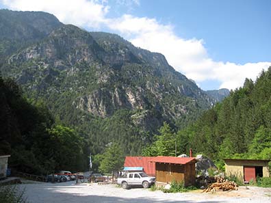 Parking site of Prionia. Photograph: KW.